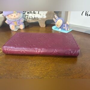 Louis Vuitton EUC Wine color Empreinte leather long zip around Wallet